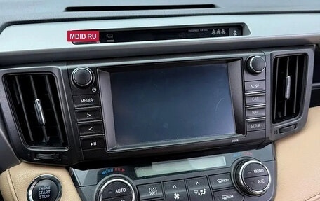 Toyota RAV4, 2017 год, 2 100 000 рублей, 12 фотография