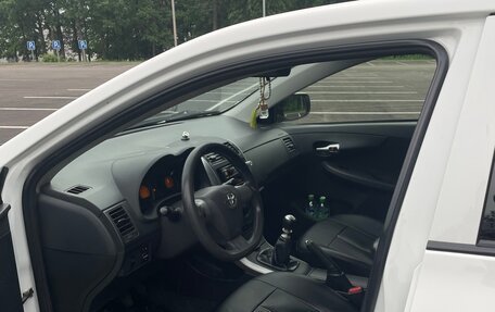 Toyota Corolla, 2013 год, 850 000 рублей, 11 фотография