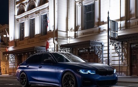 BMW 3 серия, 2019 год, 3 400 000 рублей, 3 фотография