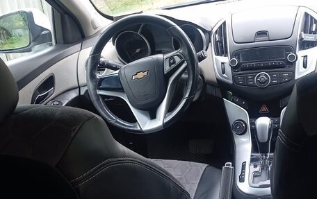 Chevrolet Cruze II, 2013 год, 750 000 рублей, 9 фотография