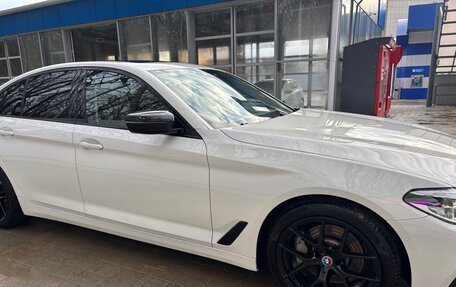 BMW 5 серия, 2020 год, 4 450 000 рублей, 3 фотография
