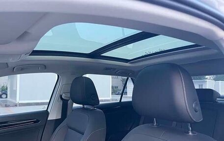 Volkswagen T-Roc I, 2022 год, 1 670 025 рублей, 4 фотография
