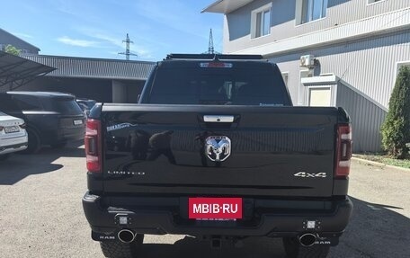 Dodge RAM IV, 2018 год, 7 000 000 рублей, 4 фотография