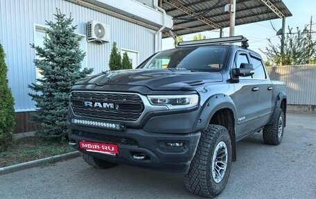Dodge RAM IV, 2018 год, 7 000 000 рублей, 2 фотография