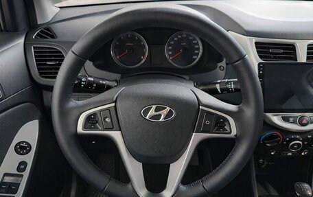 Hyundai Solaris II рестайлинг, 2013 год, 799 000 рублей, 10 фотография