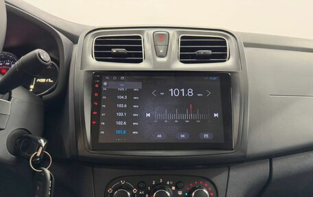 Renault Logan II, 2019 год, 915 000 рублей, 14 фотография