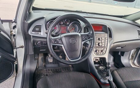 Opel Astra J, 2012 год, 820 000 рублей, 9 фотография