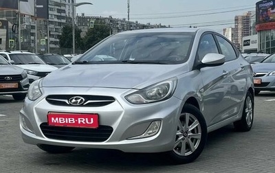 Hyundai Solaris II рестайлинг, 2012 год, 780 000 рублей, 1 фотография