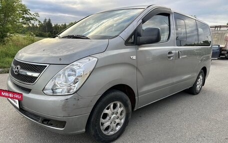 Hyundai Grand Starex Grand Starex I рестайлинг 2, 2011 год, 770 000 рублей, 3 фотография