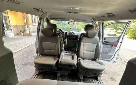 Hyundai Grand Starex Grand Starex I рестайлинг 2, 2011 год, 770 000 рублей, 18 фотография