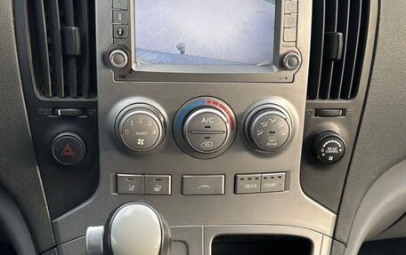 Hyundai Grand Starex Grand Starex I рестайлинг 2, 2011 год, 770 000 рублей, 14 фотография