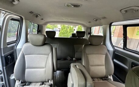 Hyundai Grand Starex Grand Starex I рестайлинг 2, 2011 год, 770 000 рублей, 19 фотография