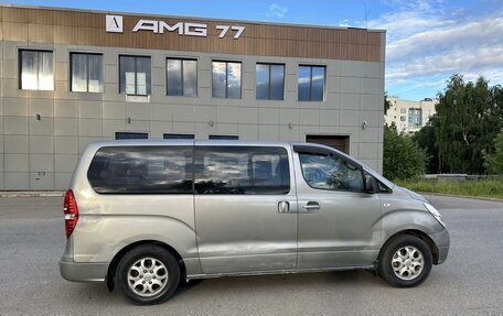 Hyundai Grand Starex Grand Starex I рестайлинг 2, 2011 год, 770 000 рублей, 16 фотография