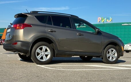 Toyota RAV4, 2013 год, 2 300 000 рублей, 5 фотография