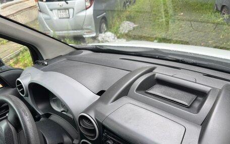 Peugeot Partner II рестайлинг 2, 2011 год, 1 300 000 рублей, 14 фотография