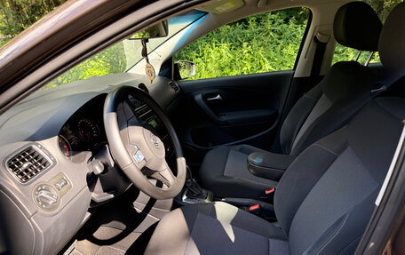 Volkswagen Polo VI (EU Market), 2011 год, 750 000 рублей, 11 фотография