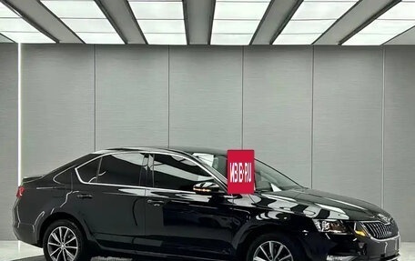 Skoda Octavia, 2022 год, 1 560 000 рублей, 6 фотография