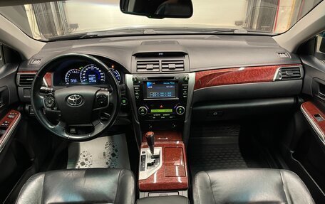 Toyota Camry, 2012 год, 1 700 000 рублей, 13 фотография