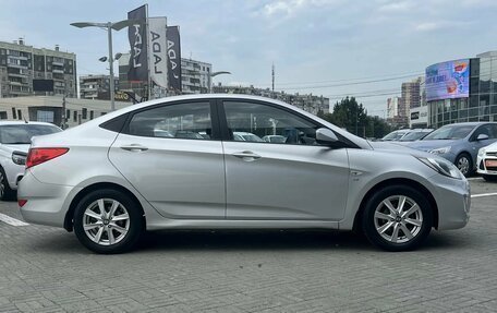Hyundai Solaris II рестайлинг, 2012 год, 780 000 рублей, 4 фотография