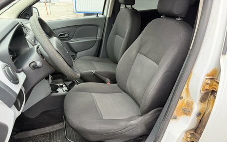 Renault Logan II, 2014 год, 567 000 рублей, 8 фотография