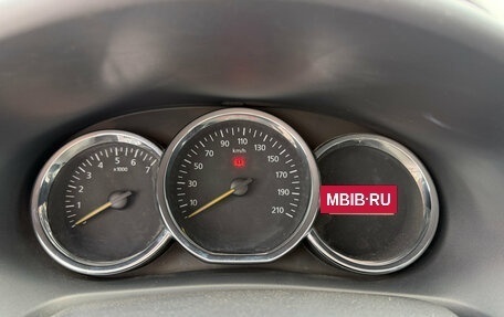 Renault Logan II, 2014 год, 567 000 рублей, 18 фотография