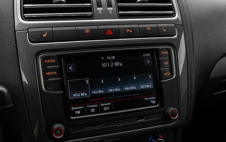 Volkswagen Polo VI (EU Market), 2018 год, 1 380 000 рублей, 16 фотография