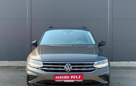 Volkswagen Tiguan II, 2021 год, 3 325 000 рублей, 4 фотография