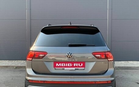 Volkswagen Tiguan II, 2021 год, 3 325 000 рублей, 9 фотография