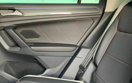 Volkswagen Tiguan II, 2021 год, 3 325 000 рублей, 21 фотография
