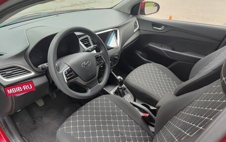 Hyundai Solaris II рестайлинг, 2018 год, 1 352 000 рублей, 20 фотография