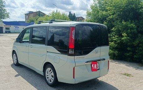 Honda Stepwgn IV, 2018 год, 1 980 000 рублей, 11 фотография