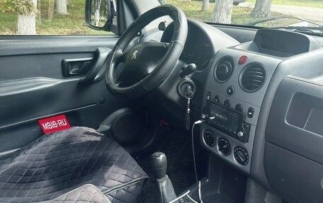 Peugeot Partner II рестайлинг 2, 2011 год, 400 000 рублей, 15 фотография