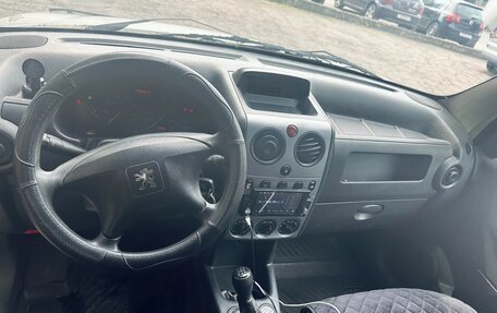 Peugeot Partner II рестайлинг 2, 2011 год, 400 000 рублей, 17 фотография