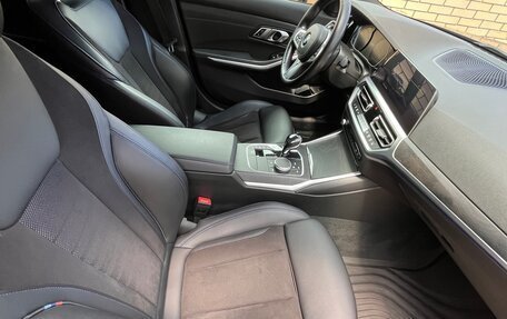 BMW 3 серия, 2020 год, 3 650 000 рублей, 6 фотография