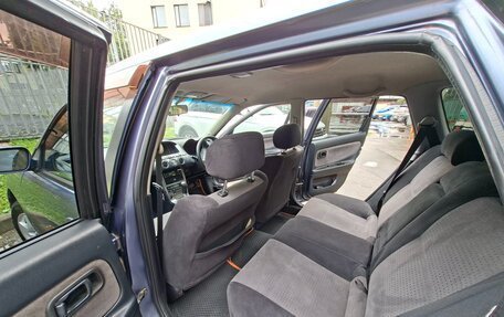 Nissan Avenir II, 2002 год, 165 000 рублей, 9 фотография