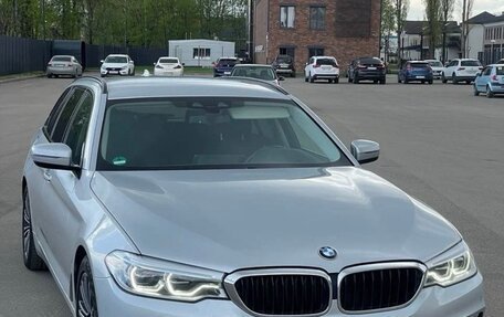 BMW 5 серия, 2019 год, 3 100 000 рублей, 4 фотография