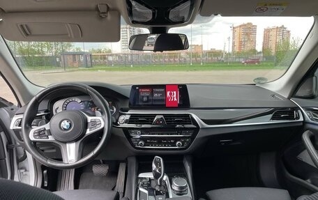 BMW 5 серия, 2019 год, 3 100 000 рублей, 12 фотография