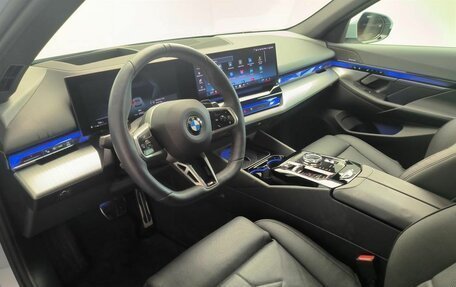 BMW 5 серия, 2026 год, 10 990 000 рублей, 9 фотография
