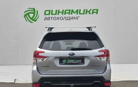 Subaru Forester, 2018 год, 2 220 000 рублей, 6 фотография