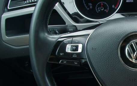 Volkswagen Touran III, 2017 год, 1 529 000 рублей, 12 фотография