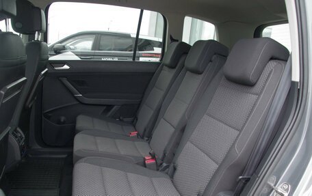 Volkswagen Touran III, 2017 год, 1 529 000 рублей, 8 фотография