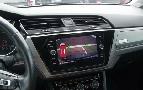 Volkswagen Touran III, 2017 год, 1 529 000 рублей, 16 фотография