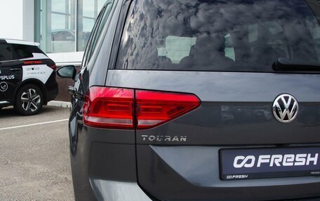 Volkswagen Touran III, 2017 год, 1 529 000 рублей, 26 фотография
