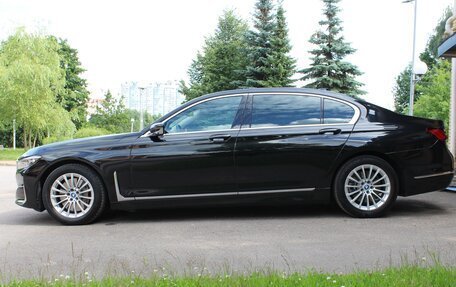 BMW 7 серия, 2020 год, 5 900 000 рублей, 4 фотография