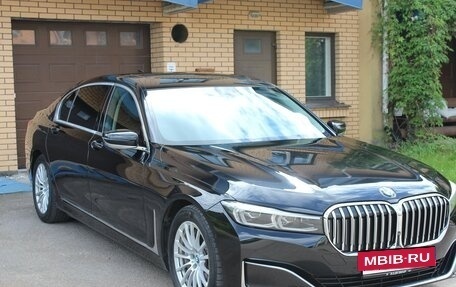 BMW 7 серия, 2020 год, 5 900 000 рублей, 3 фотография