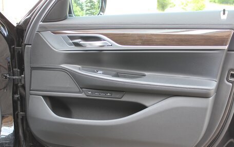 BMW 7 серия, 2020 год, 5 900 000 рублей, 14 фотография