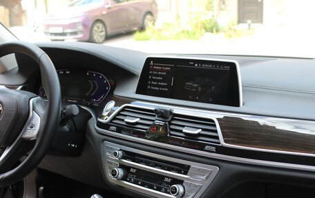 BMW 7 серия, 2020 год, 5 900 000 рублей, 26 фотография