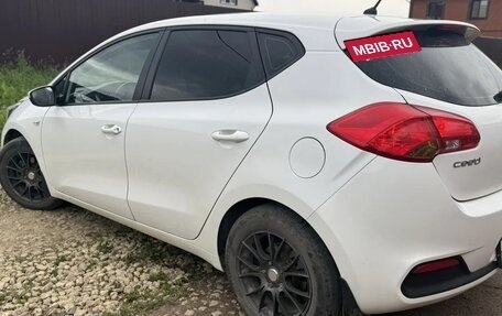 KIA cee'd III, 2015 год, 980 000 рублей, 2 фотография