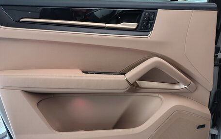 Porsche Cayenne III, 2026 год, 21 740 000 рублей, 17 фотография