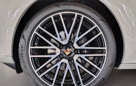Porsche Cayenne III, 2026 год, 21 740 000 рублей, 38 фотография